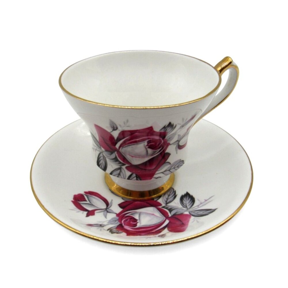 WINDSOR Teacup and Saucer Pink Floral Rose England Vintage
